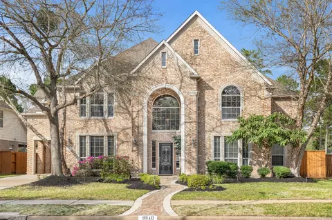 9510 Ashdown Forest Dr, Spring, TX 77379