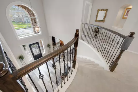 Entry Way - 9510 Ashdown Forest Dr, Spring, TX 77379 photo 10 of 12