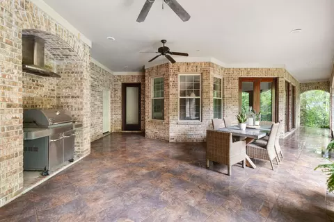 Exterior - 7421 Enchanted Stream Dr, Conroe, TX 77304 photo 8 of 15