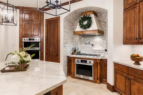 Kitchen - 7421 Enchanted Stream Dr, Conroe, TX 77304 photo 5 of 5