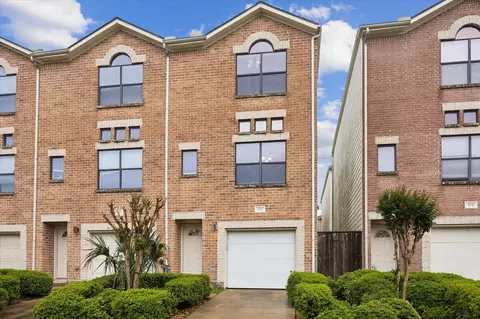 3501 Link Valley Dr #301, Houston, TX 77025