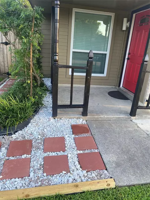 Exterior - 3107 Raccoon Run, Spring, TX 77373 photo 8 of 10