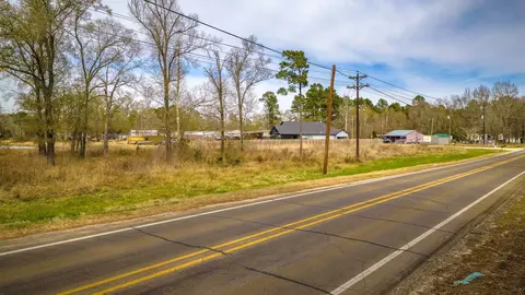 276 Hoot Owl Hollow Rd, Goodrich, TX 77335
