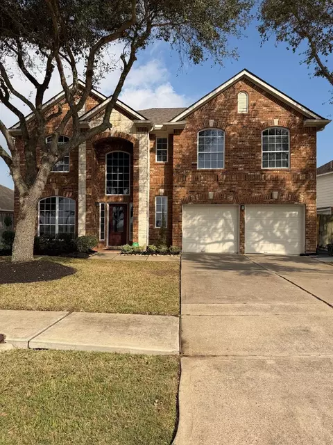 6410 Oxford Lake Dr, Rosenberg, TX 77471