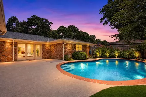 5335 Indigo St, Houston, TX 77096