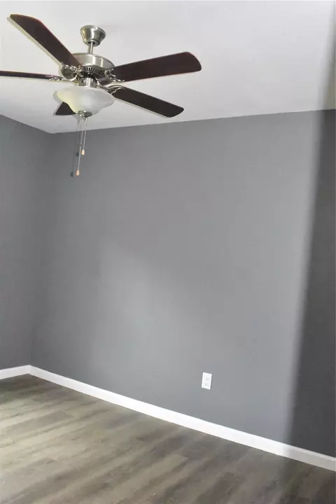 Bedroom - 204 Texas, Daisetta, TX 77533 photo 2 of 4