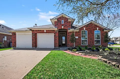2980 Sandy Bank Ct, Pearland, TX 77581