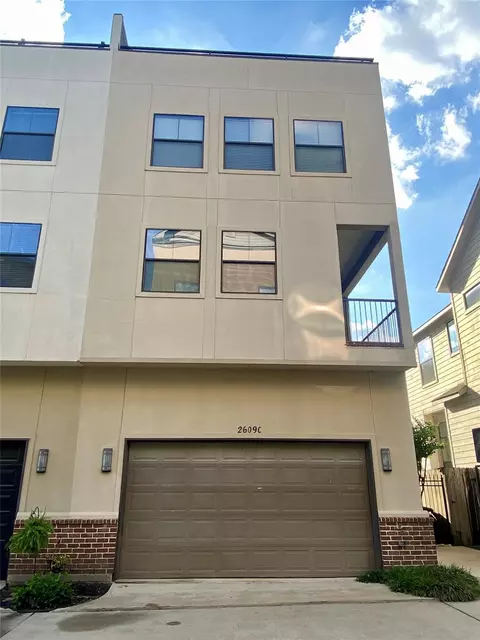 2609 Riverside Dr #C, Houston, TX 77004
