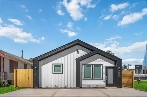 7809 Queen St #A/B, Houston, TX 77028