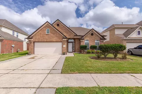 8338 Rosemary Dr, Baytown, TX 77521