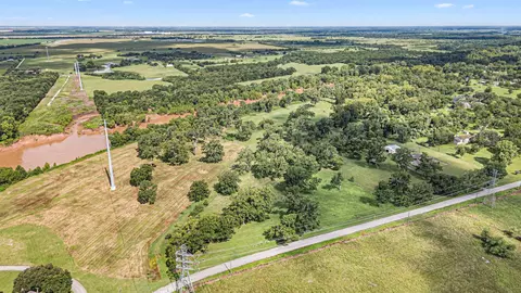 000 Baker Rd, Rosenberg, TX 77471 photo 3