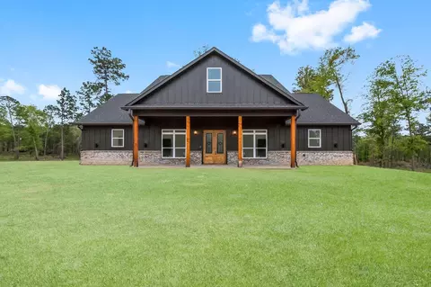 393 Hanson Rd, Onalaska, TX 77360 photo 1