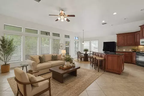 3124 Crystal Cascade Ln, League City, TX 77573