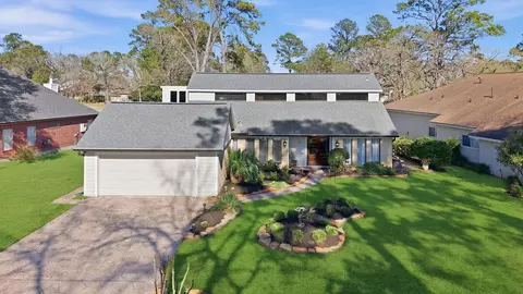76 April Wind Dr S, Montgomery, TX 77356
