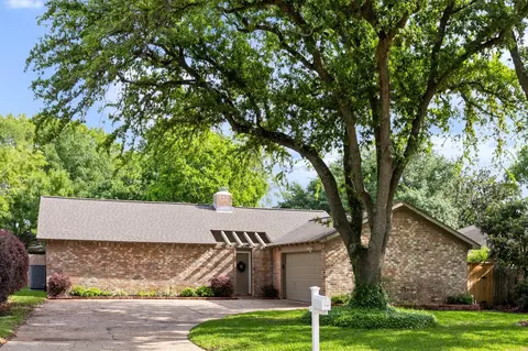 14206 Locke Ln, Houston, TX 77077