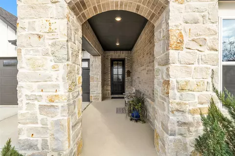 Entry Way - 14886 Shavers Dr, Willis, TX 77318 photo 1 of 3