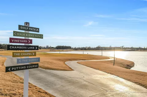 View/Area - 14886 Shavers Dr, Willis, TX 77318 photo 6 of 12