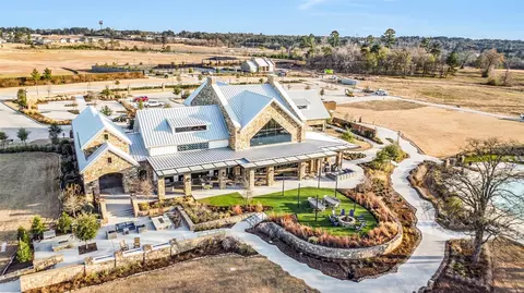 View/Area - 14886 Shavers Dr, Willis, TX 77318 photo 9 of 12