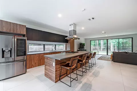 Kitchen - 1601 Beech Dr, Conroe, TX 77385 photo 1 of 7