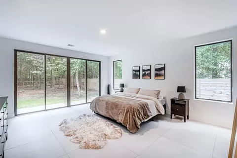 Bedroom - 1601 Beech Dr, Conroe, TX 77385 photo 4 of 6