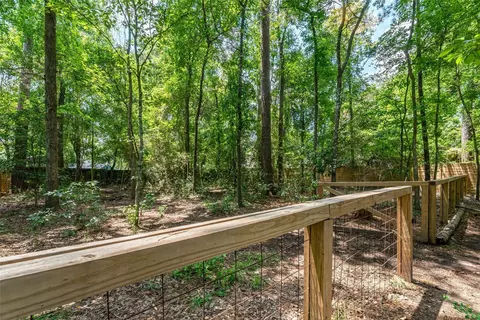 Exterior - 1601 Beech Dr, Conroe, TX 77385 photo 8 of 13