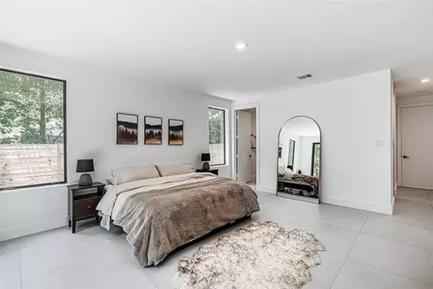 Bedroom - 1601 Beech Dr, Conroe, TX 77385 photo 5 of 6
