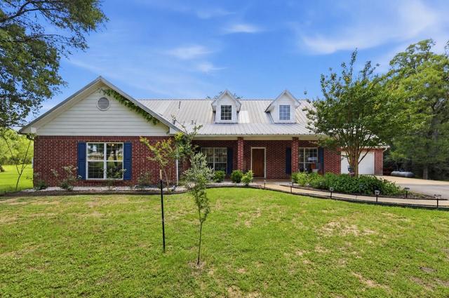 5064 Holleman Dr S, College Station, TX 77845