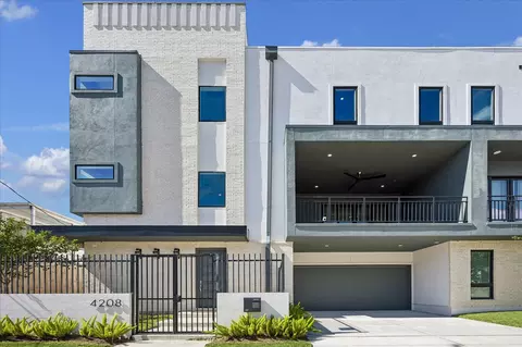 4208 Driscoll St, Houston, TX 77098