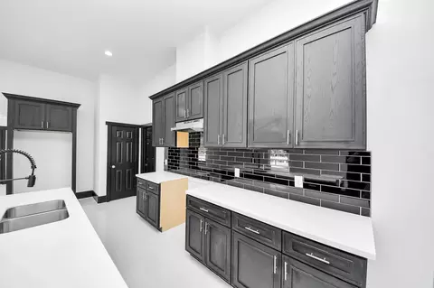 Kitchen - 14574 Half Circle St, Splendora, TX 77372 photo 4 of 5