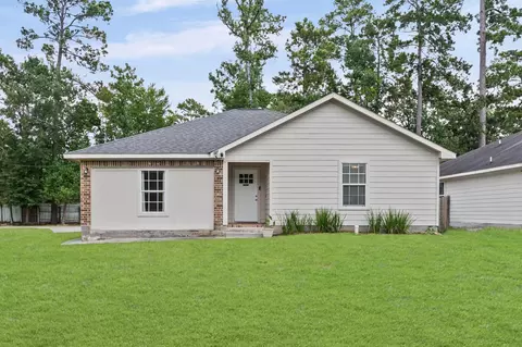 Exterior - 10920 Fairview Dr, Conroe, TX 77385 photo 2 of 8