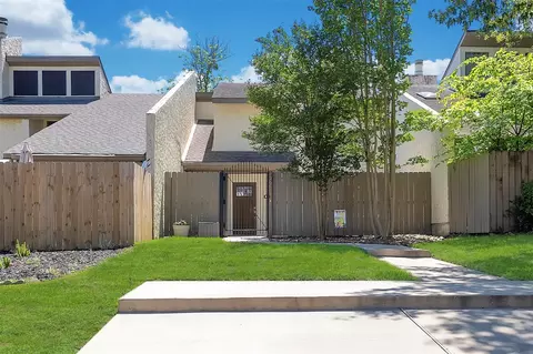 12227 Glenview Dr, Montgomery, TX 77356