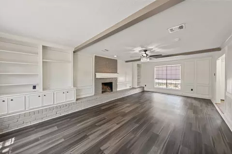 Living - 8407 Barmby Ct, Spring, TX 77389 photo 4 of 4
