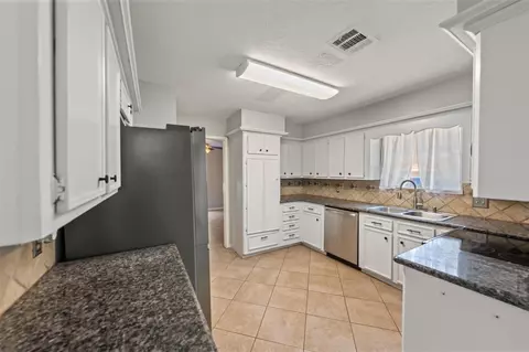 Kitchen - 8407 Barmby Ct, Spring, TX 77389 photo 2 of 2