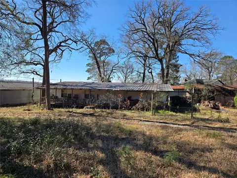 1188 Sportsman Dr, Trinity, TX 75862