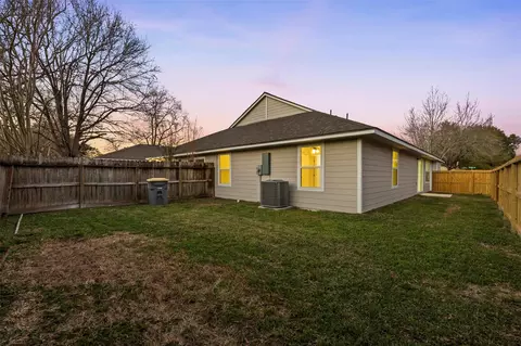 Exterior - 22101 Diane Dr, Spring, TX 77373 photo 6 of 8