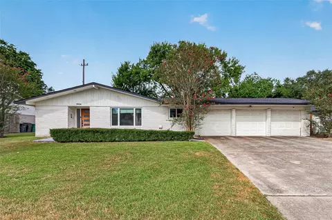 9906 Cliffwood Dr, Houston, TX 77096
