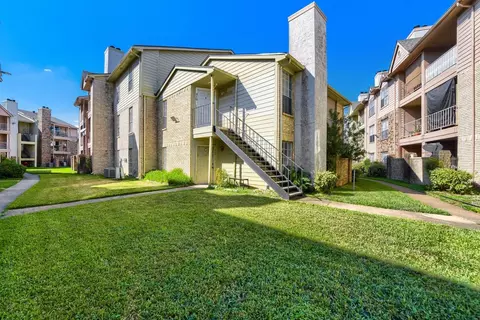 10101 S Gessner Rd #409, Houston, TX 77071