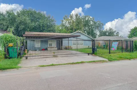 1203 Ruell St, Houston, TX 77017