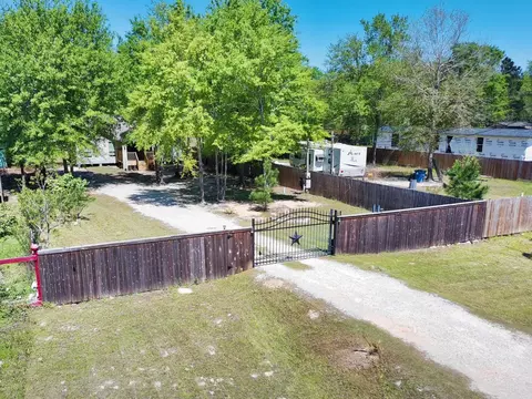 1226 County Road 5007, Cleveland, TX 77327