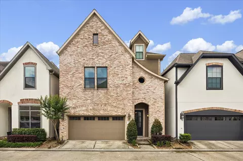6725 Woodbend Park S, Houston, TX 77055