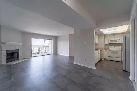 2824 S Bartell Dr #39, Houston, TX 77054