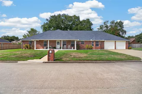 1307 Mary Lee Ln, Crockett, TX 75835
