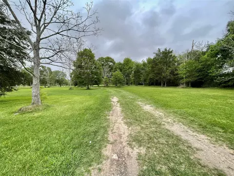0 W Miller St, Angleton, TX 77515