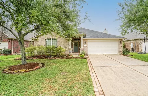2957 Water Willow Ln, Pearland, TX 77581