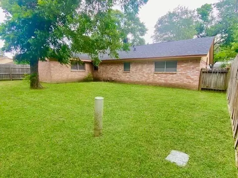 Exterior - 2510 Marble Falls Dr, Spring, TX 77373 photo 3 of 6