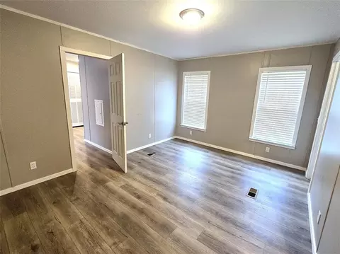 Bedroom - 215 Buffalo Way, Trinity, TX 75862 photo 1 of 3