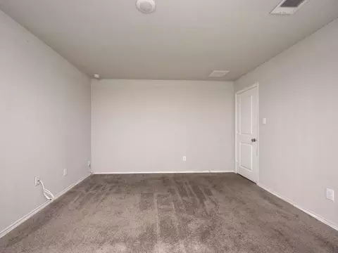 Bedroom - 9220 Griffith Run, Converse, TX 78109 photo 2 of 6