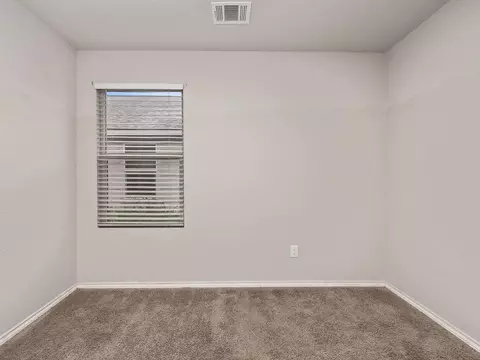 Bedroom - 9220 Griffith Run, Converse, TX 78109 photo 5 of 6