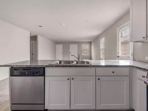 Kitchen - 9220 Griffith Run, Converse, TX 78109 photo 2 of 2