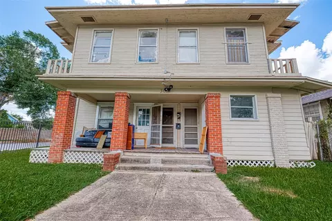 301 Grace St #4, Houston, TX 77003